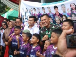 Wakil Ketua Komisi I DPRD Provinsi Lampung, Ade Utami Ibnu, menghadiri secara langsung Acara Pembukaan Kejuaraan Renang BABINSA 21 Cup dalam rangka Memperingati Hari Juang TNI Angkatan Darat Tahun 2025, yang digelar di Kolam Renang Pahoman