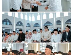 Ketua DPRD Lampung dan Ketua Komisi V Hadiri Sholat Idul Adha Bersama Gubernur di Masjid Raya Al-Bakrie